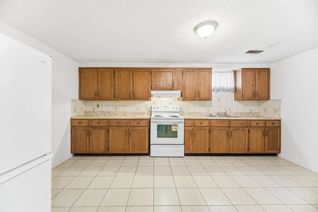 4 Manorcrest Street, Brampton - photo 47