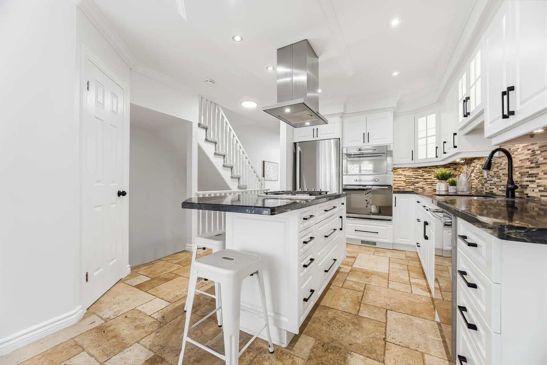 #6-2015 Cleaver Avenue, Burlington - photo 9