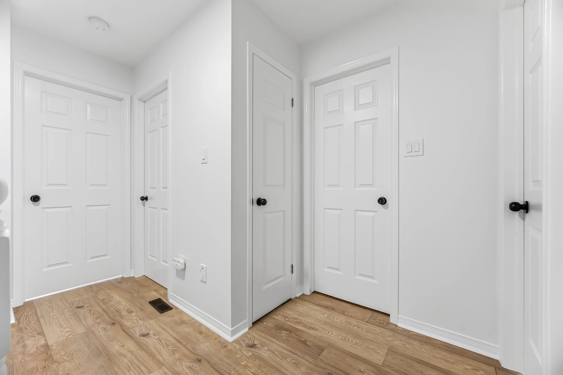 #6-2015 Cleaver Avenue, Burlington - photo 19