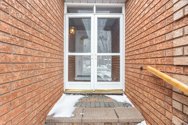 1581 Oakburn Street, Pickering - photo 7
