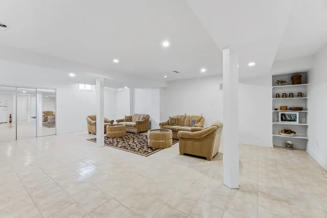 1581 Oakburn Street, Pickering - photo 49