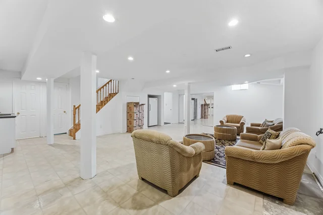 1581 Oakburn Street, Pickering - photo 50