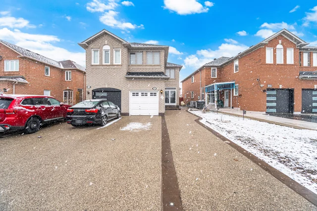 28 Mount Fuji Crescent, Brampton - photo 3