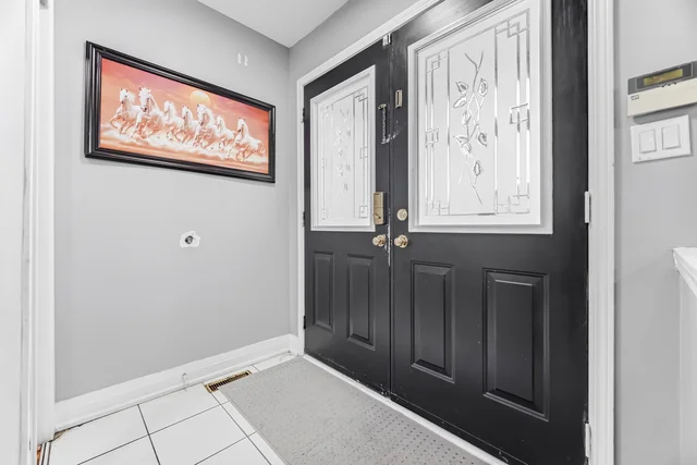 28 Mount Fuji Crescent, Brampton - photo 9
