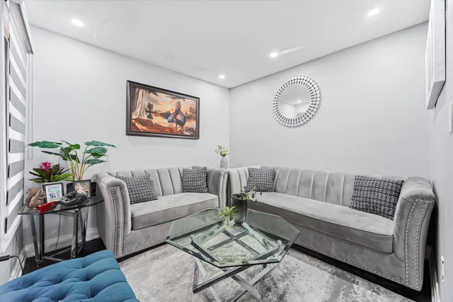 28 Mount Fuji Crescent, Brampton - photo 11