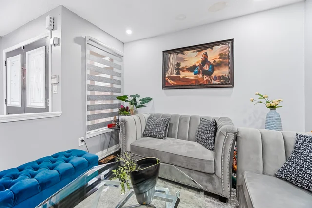 28 Mount Fuji Crescent, Brampton - photo 12