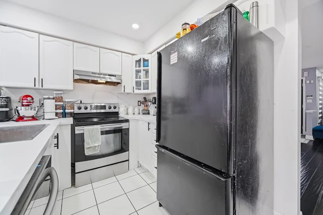 28 Mount Fuji Crescent, Brampton - photo 19