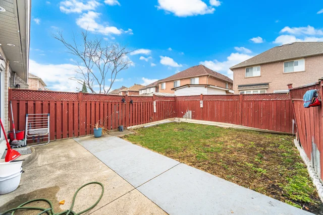 28 Mount Fuji Crescent, Brampton - photo 58