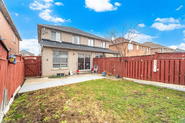 28 Mount Fuji Crescent, Brampton - photo 59