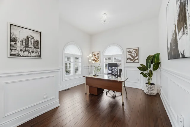 1 Ostrovsky Road, Woodbridge - photo 46