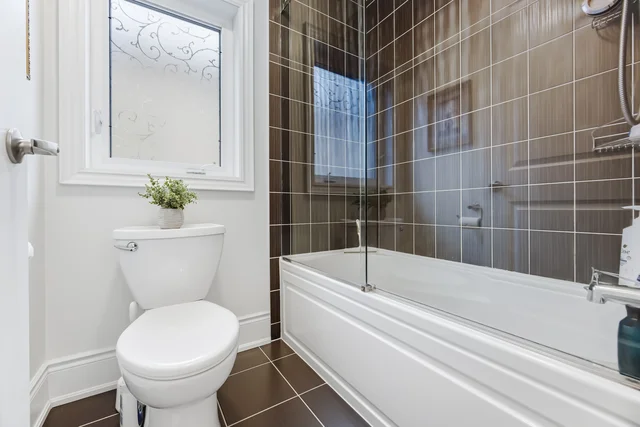 1 Ostrovsky Road, Woodbridge - photo 77