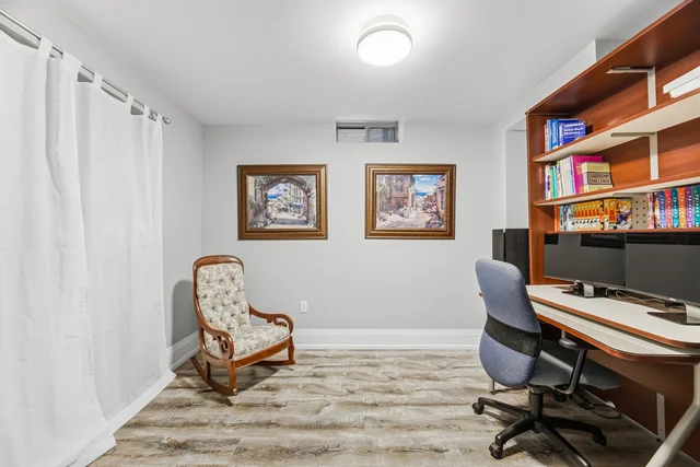 1 Ostrovsky Road, Woodbridge - photo 89