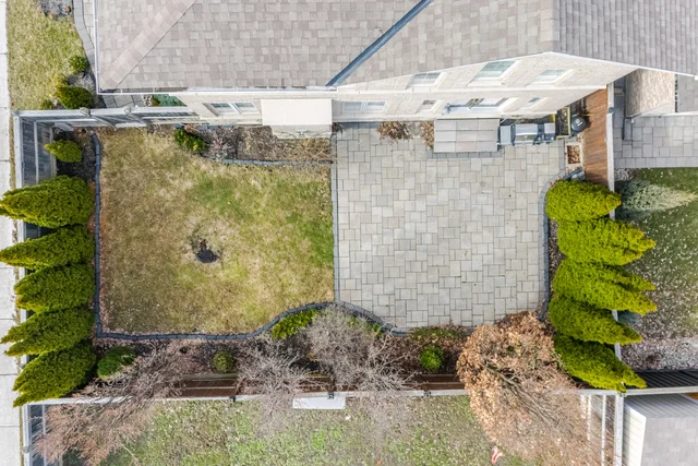 1 Ostrovsky Road, Woodbridge - photo 98