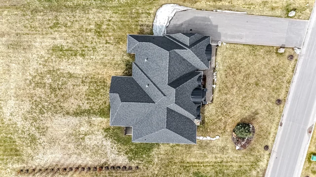 4 Dexshire Drive, Ajax - photo 2