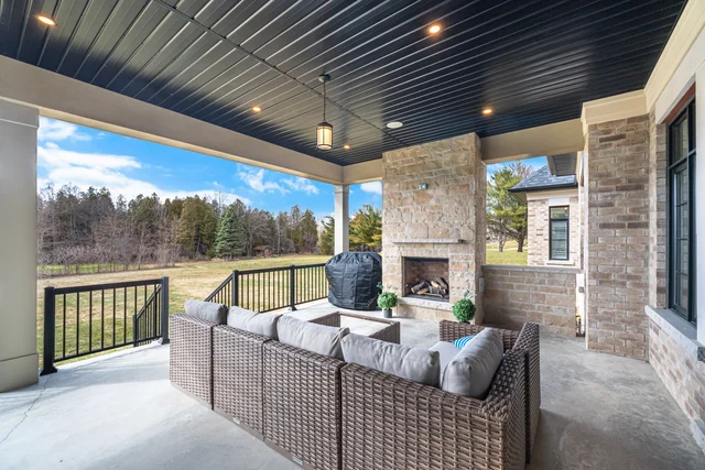 4 Dexshire Drive, Ajax - photo 27