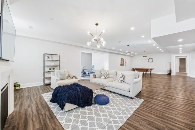 4 Dexshire Drive, Ajax - photo 111