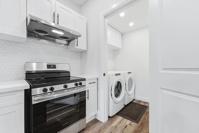 4 Dexshire Drive, Ajax - photo 124