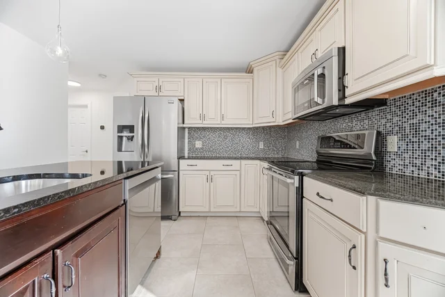 514 Buffalo Road, Fort Erie - photo 22
