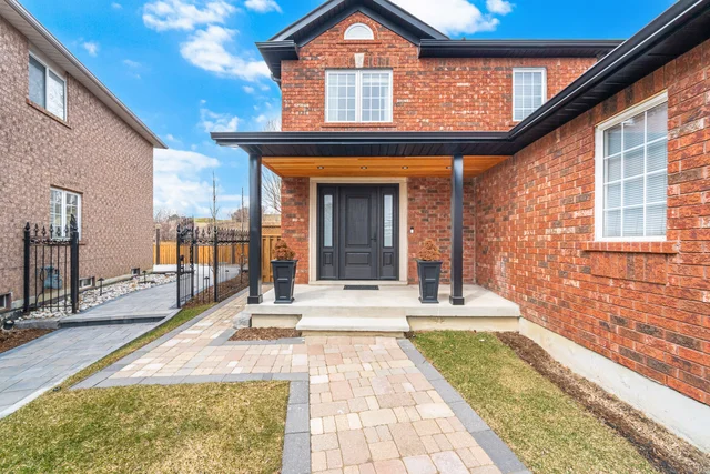 1169 Barnswallow Court, Mississauga - photo 6