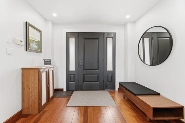 1169 Barnswallow Court, Mississauga - photo 9