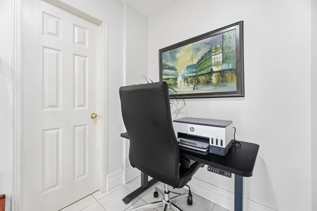 1169 Barnswallow Court, Mississauga - photo 28