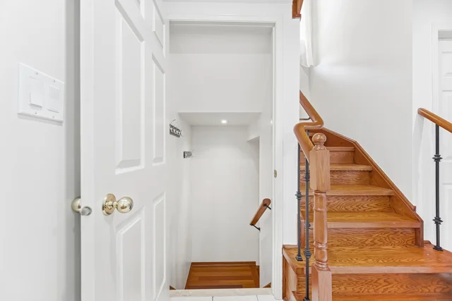 1169 Barnswallow Court, Mississauga - photo 41
