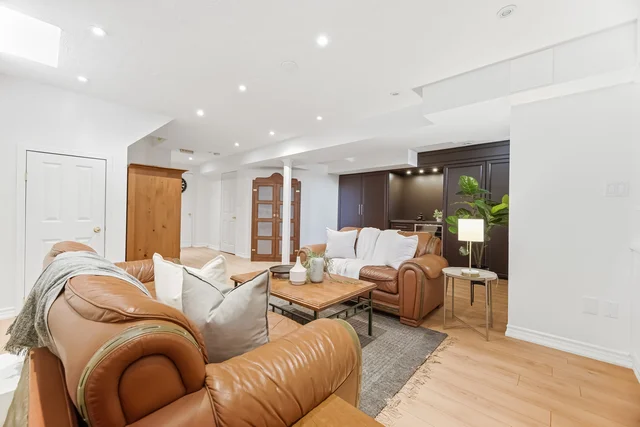 1169 Barnswallow Court, Mississauga - photo 49
