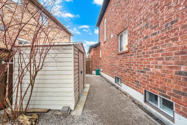 1169 Barnswallow Court, Mississauga - photo 67