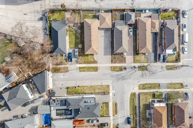 5 Rosewood Avenue, Etobicoke - photo 6