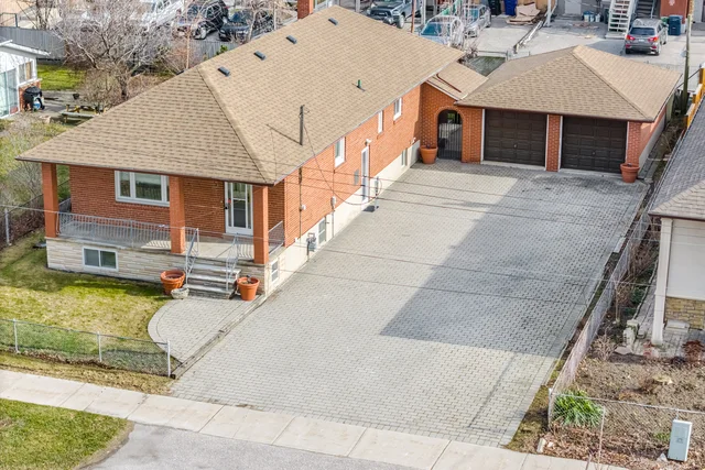 5 Rosewood Avenue, Etobicoke - photo 8