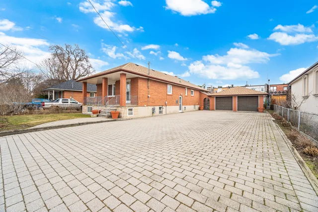 5 Rosewood Avenue, Etobicoke - photo 25