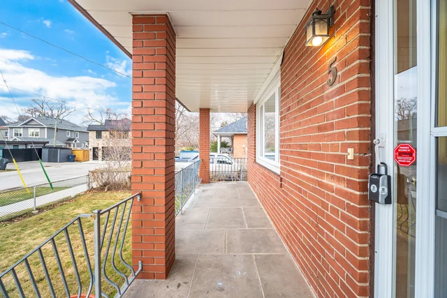 5 Rosewood Avenue, Etobicoke - photo 30