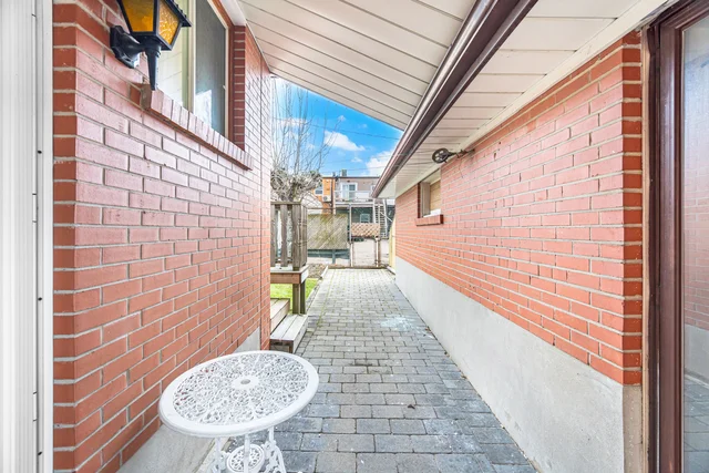 5 Rosewood Avenue, Etobicoke - photo 77