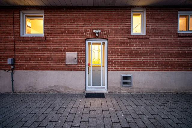 5 Rosewood Avenue, Etobicoke - photo 83