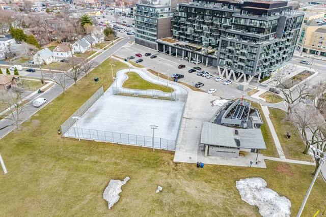 5 Rosewood Avenue, Etobicoke - photo 100