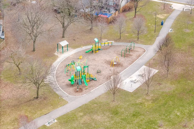 5 Rosewood Avenue, Etobicoke - photo 102