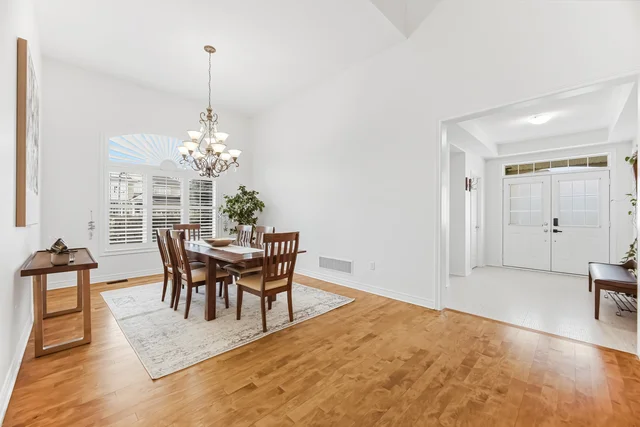 3409 Liptay Avenue, Oakville - photo 20
