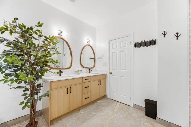 3409 Liptay Avenue, Oakville - photo 46