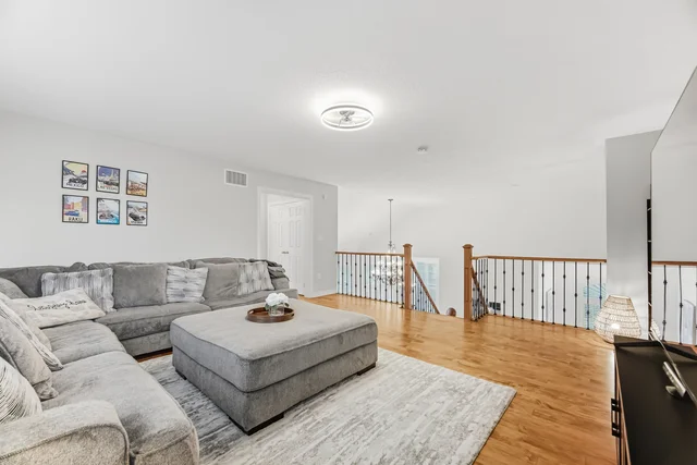3409 Liptay Avenue, Oakville - photo 54