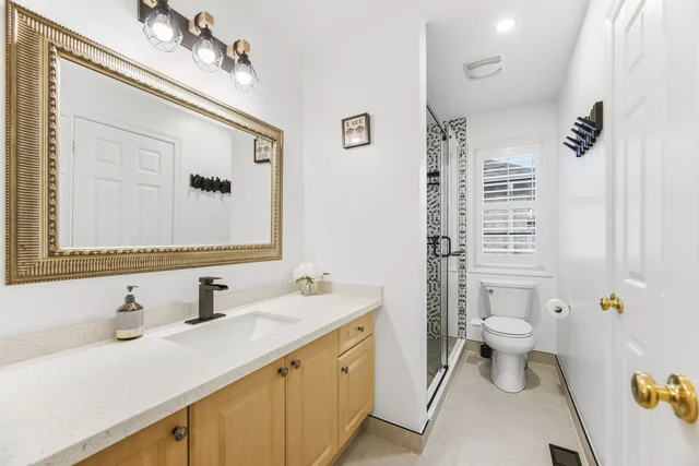 3409 Liptay Avenue, Oakville - photo 59