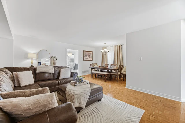 119 Castle Park Boulevard, Woodbridge - photo 11