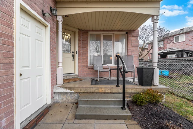 4 Raine Drive, Ajax - photo 8
