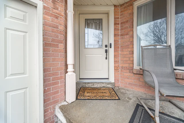 4 Raine Drive, Ajax - photo 9