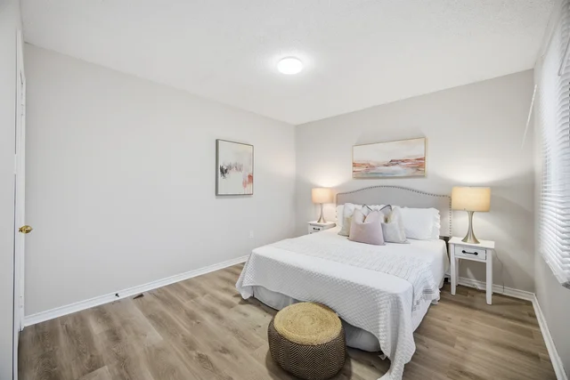 4 Raine Drive, Ajax - photo 42