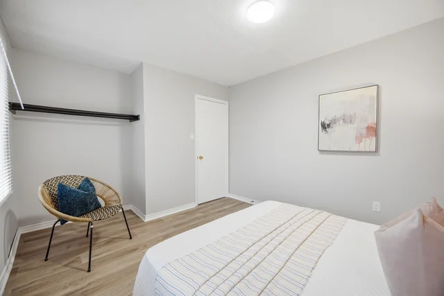 4 Raine Drive, Ajax - photo 43