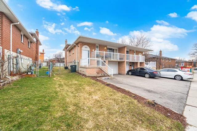 309 Royal Salisbury Way, Brampton - photo 4