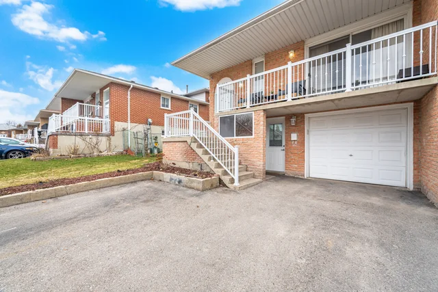 309 Royal Salisbury Way, Brampton - photo 5