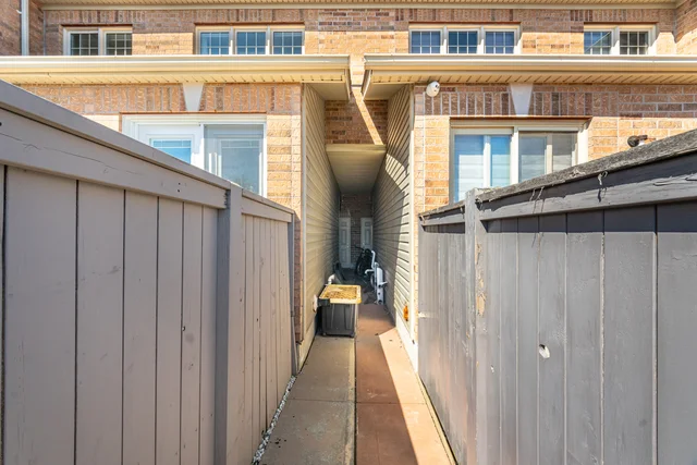 7 Cedarbrook Road, Brampton - photo 47