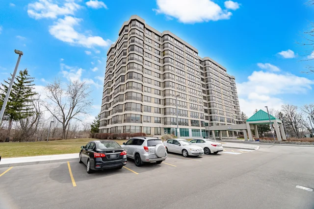 #711-330 Mill Street South, Brampton - photo 3