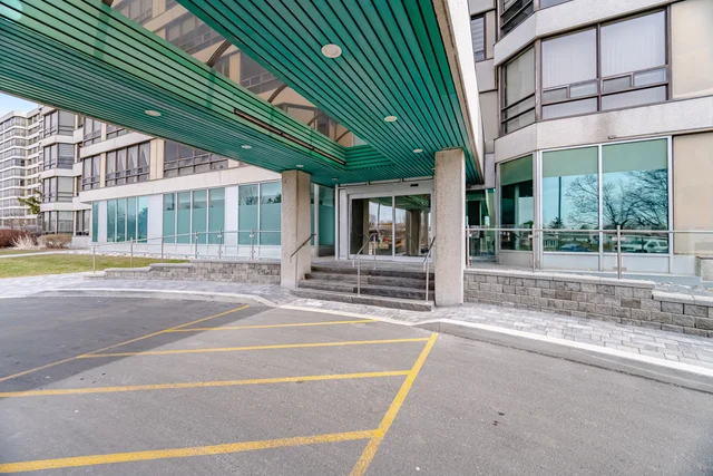 #711-330 Mill Street South, Brampton - photo 4